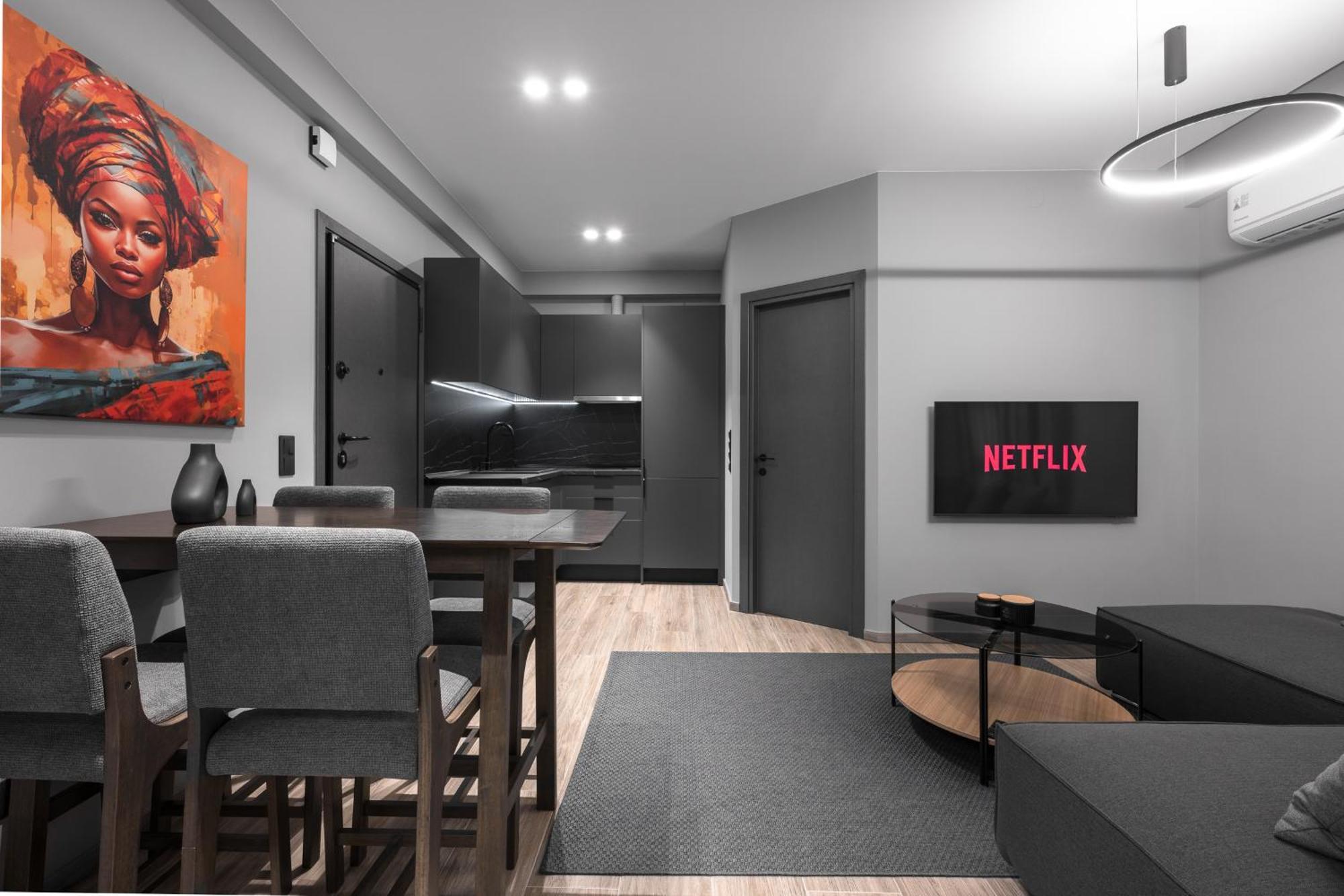 No9, Chic & Modern 2Bdr Apartment In The Centre Of Tesalonika Bagian luar foto